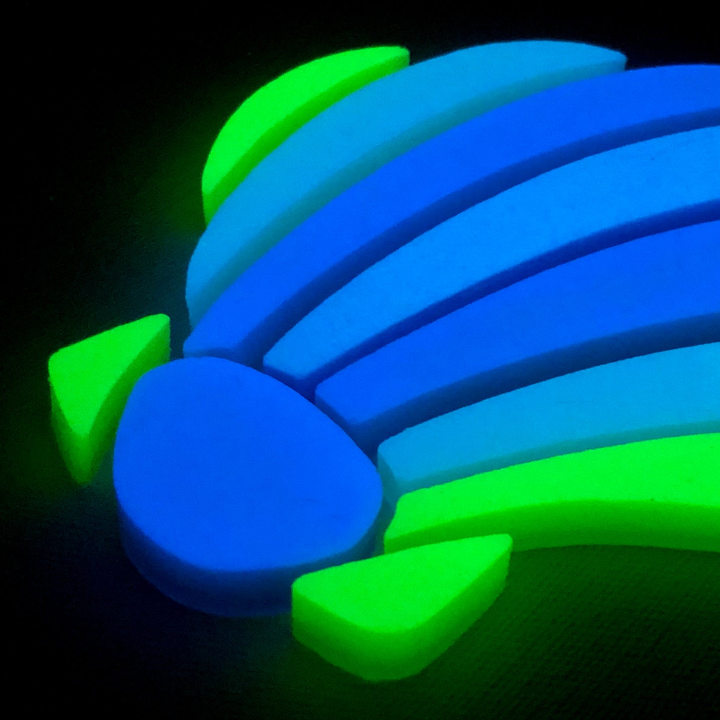 Curved Scallop Shell Glow in the Dark Mosaic