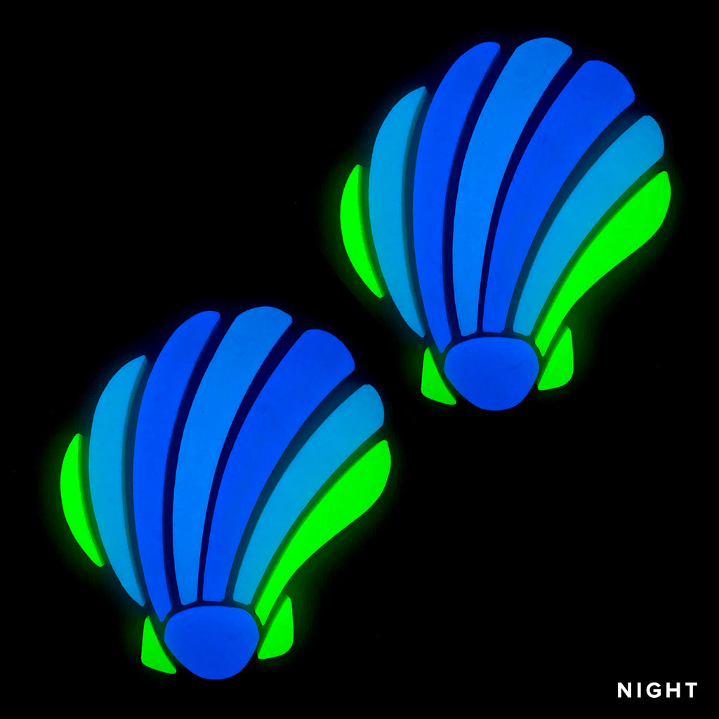 Curved Scallop Shell Glow in the Dark Mosaic