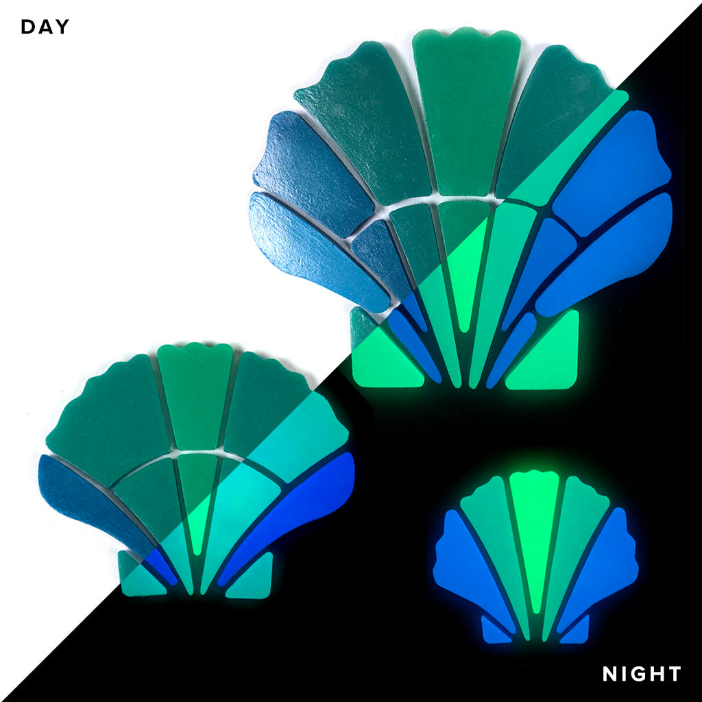 Scallop Shell Glow-in-the-Dark Pool Mosaic